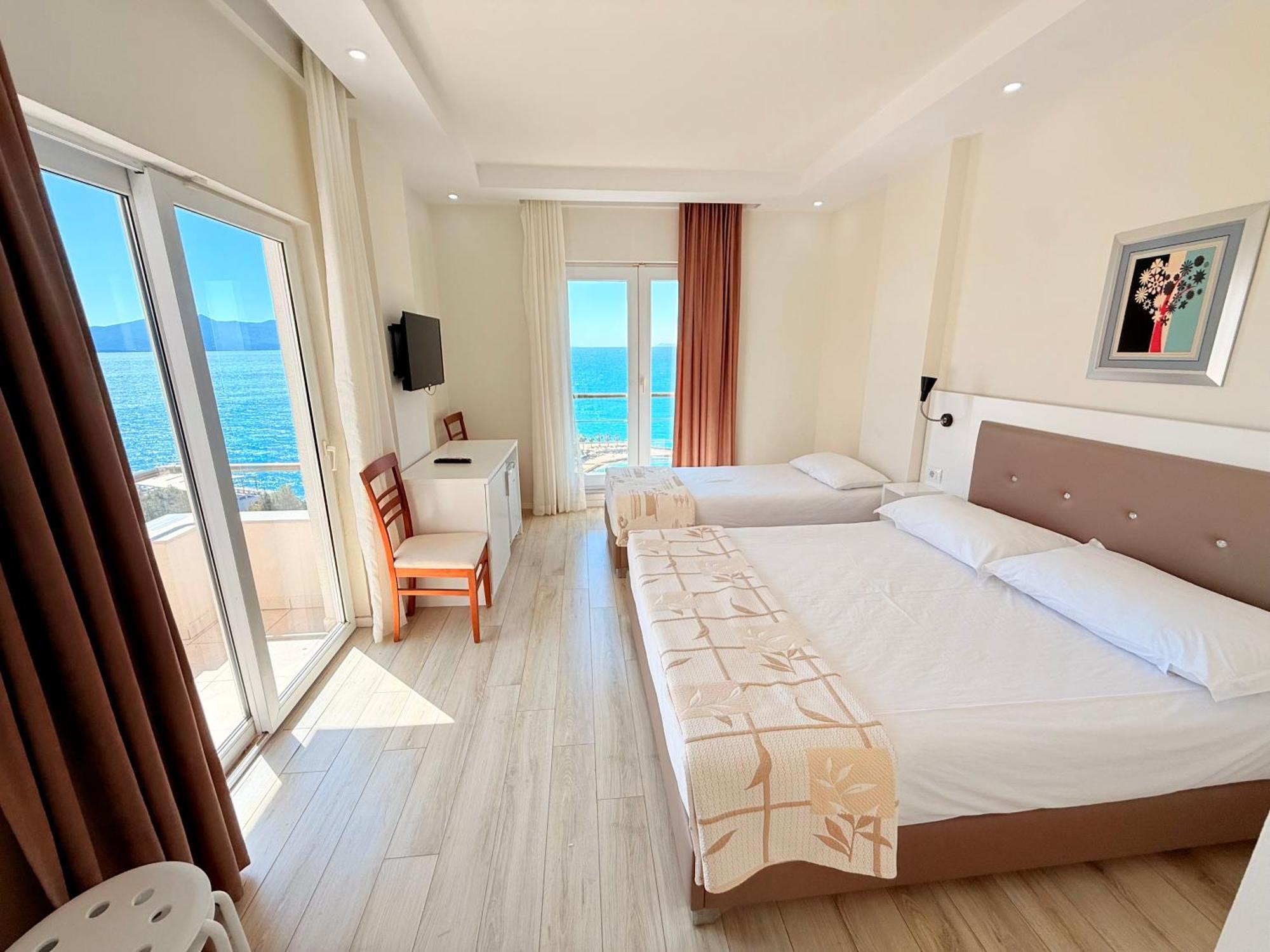 Helia Seaside Hotel Saranda Zewnętrze zdjęcie
