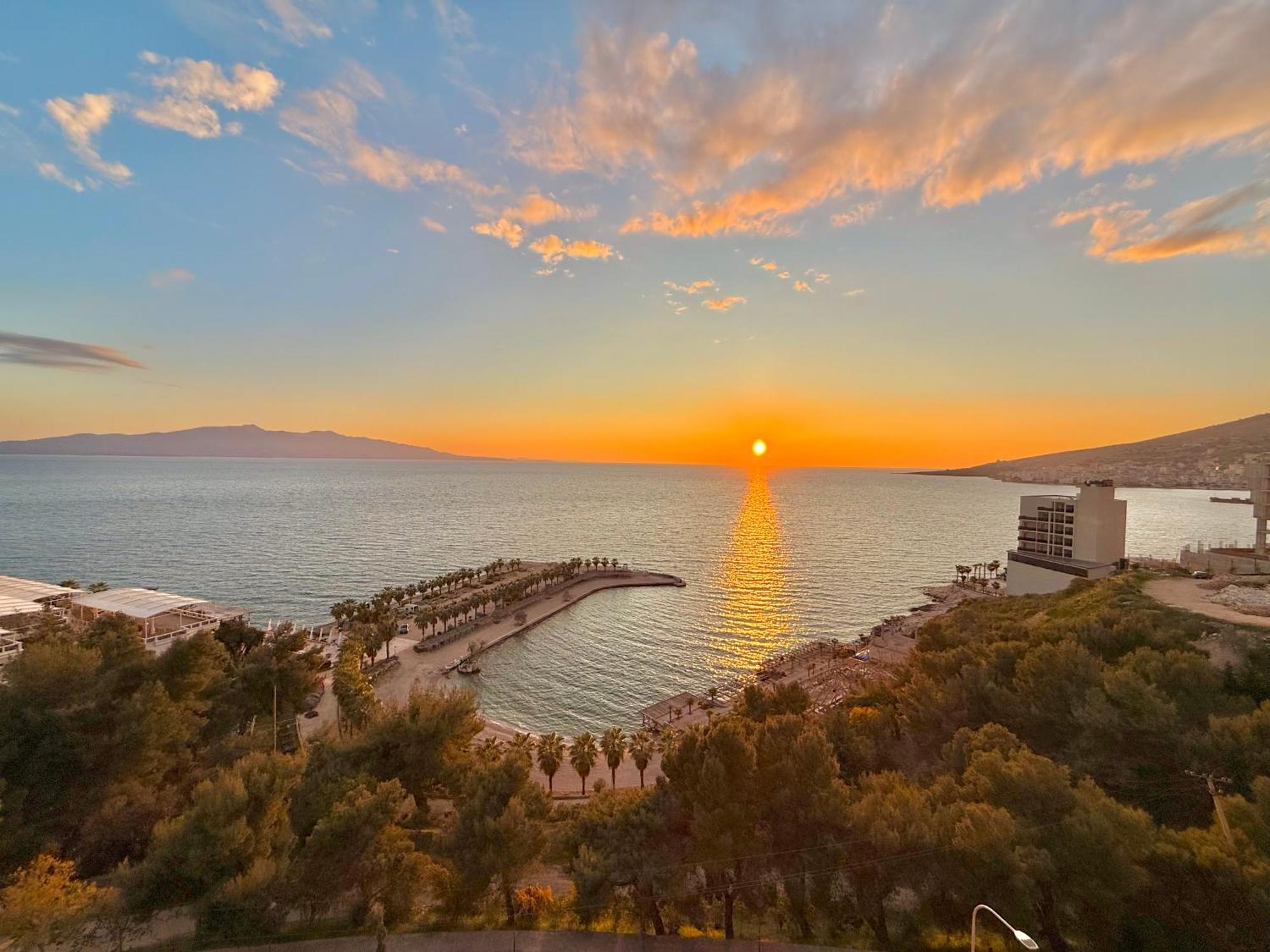 Helia Seaside Hotel Saranda Zewnętrze zdjęcie