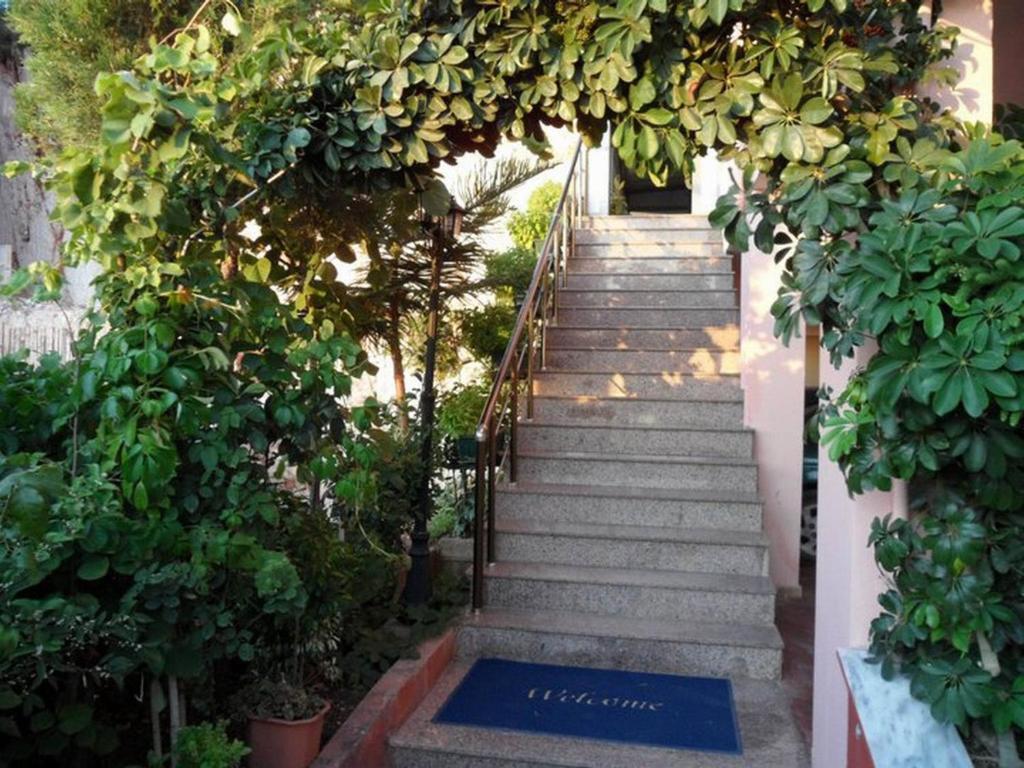 Helia Seaside Hotel Saranda Zewnętrze zdjęcie